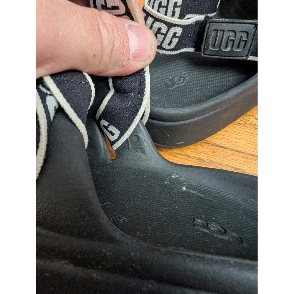 UGG Sport Yeah Kids Black‎ Logo Strap Foam Slide Sandals 1129050K
